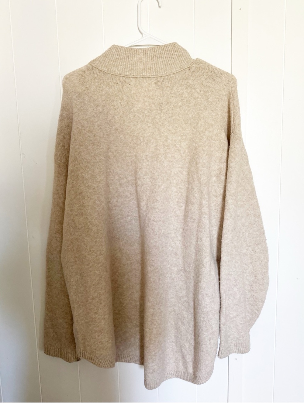 Aerie unReal button cardigan sweater laying piece heather fawn size small - Picture 4 of 6
